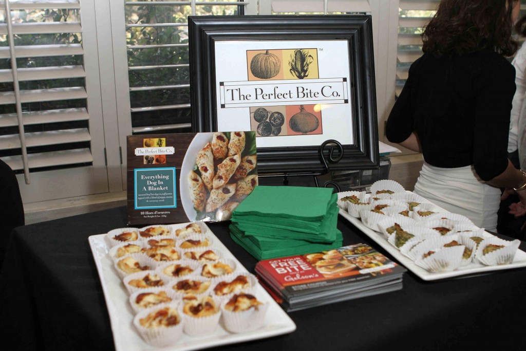 THE PEFECT BITE display Photo Credit: JC Olivera Photography